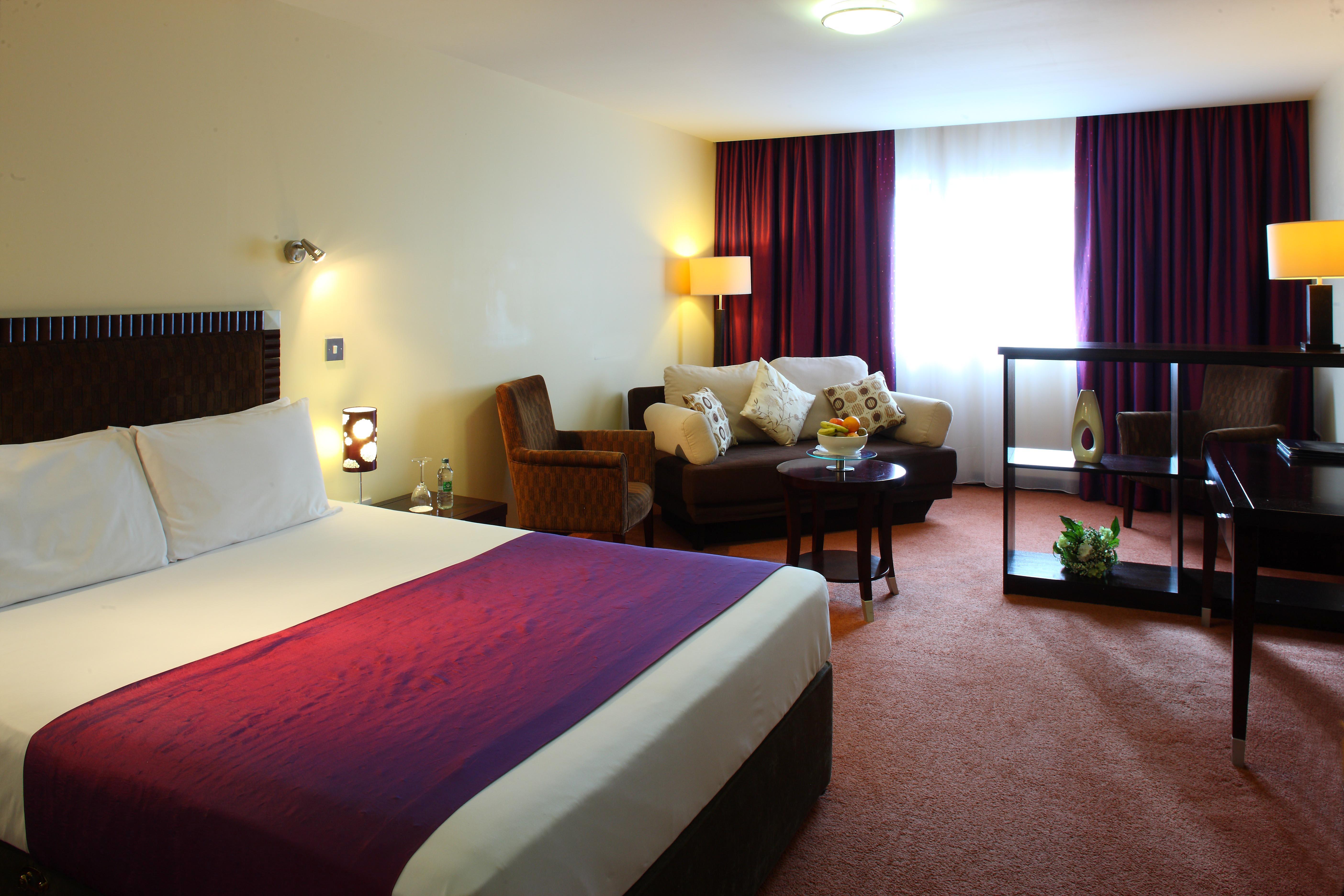 Mcgettigans Hotel Letterkenny Kültér fotó