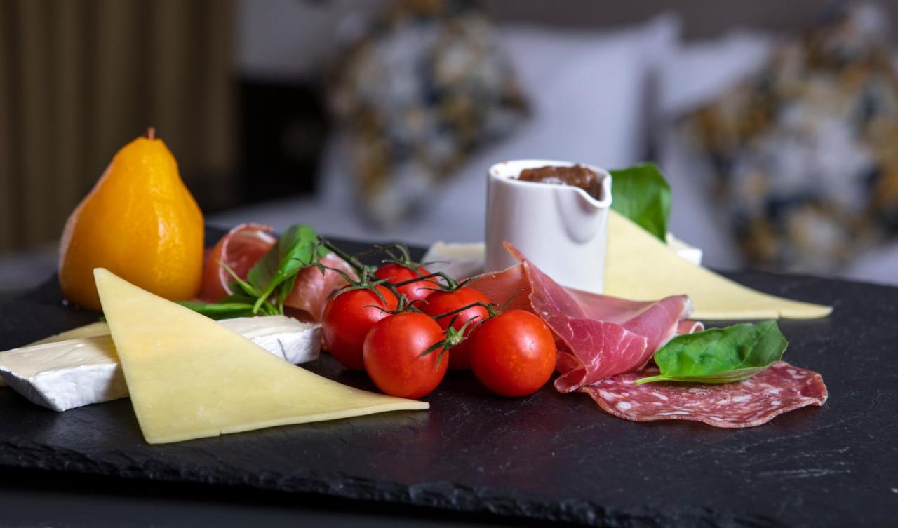 Mcgettigans Hotel Letterkenny Kültér fotó